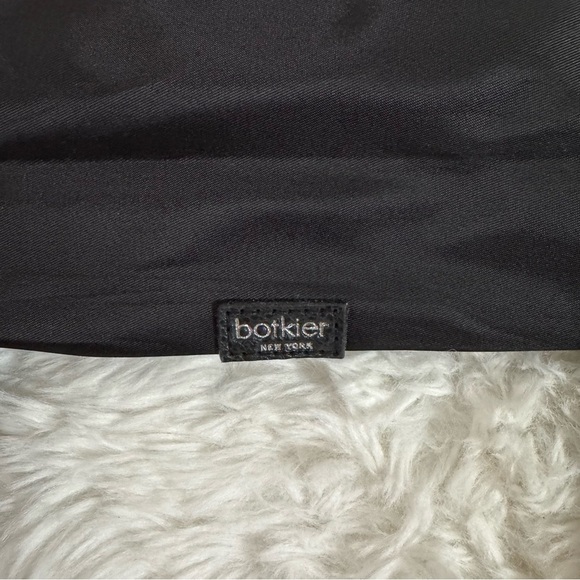 Botkier New York Small Backpack in Black - Picture 3 of 8